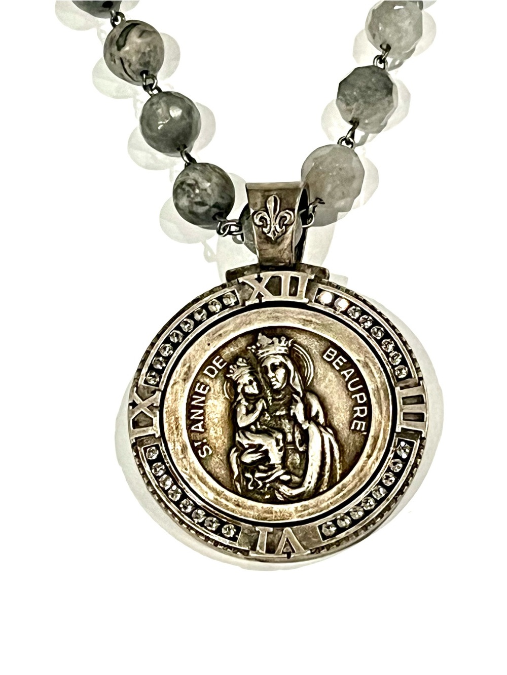 New French Kande Gray Beaded Religious Medallion Necklace - Picture 2 of 6